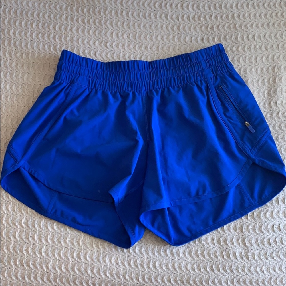 Women’s Lululemon Tracker Short 4”